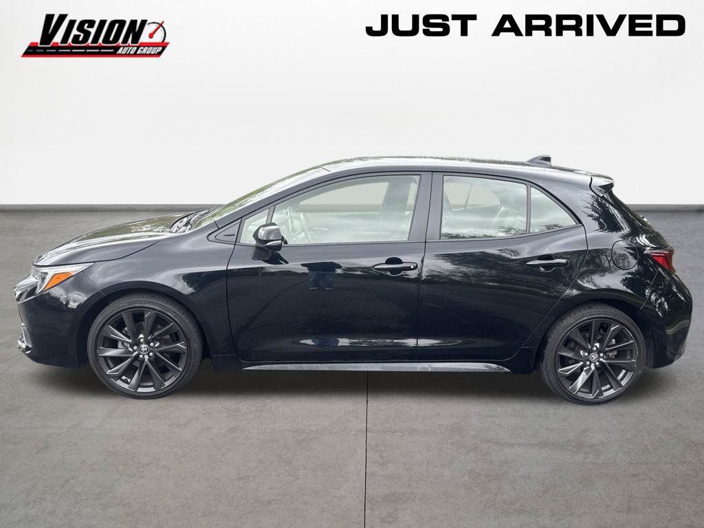 Used 2024 Toyota Corolla XSE FWD image 2