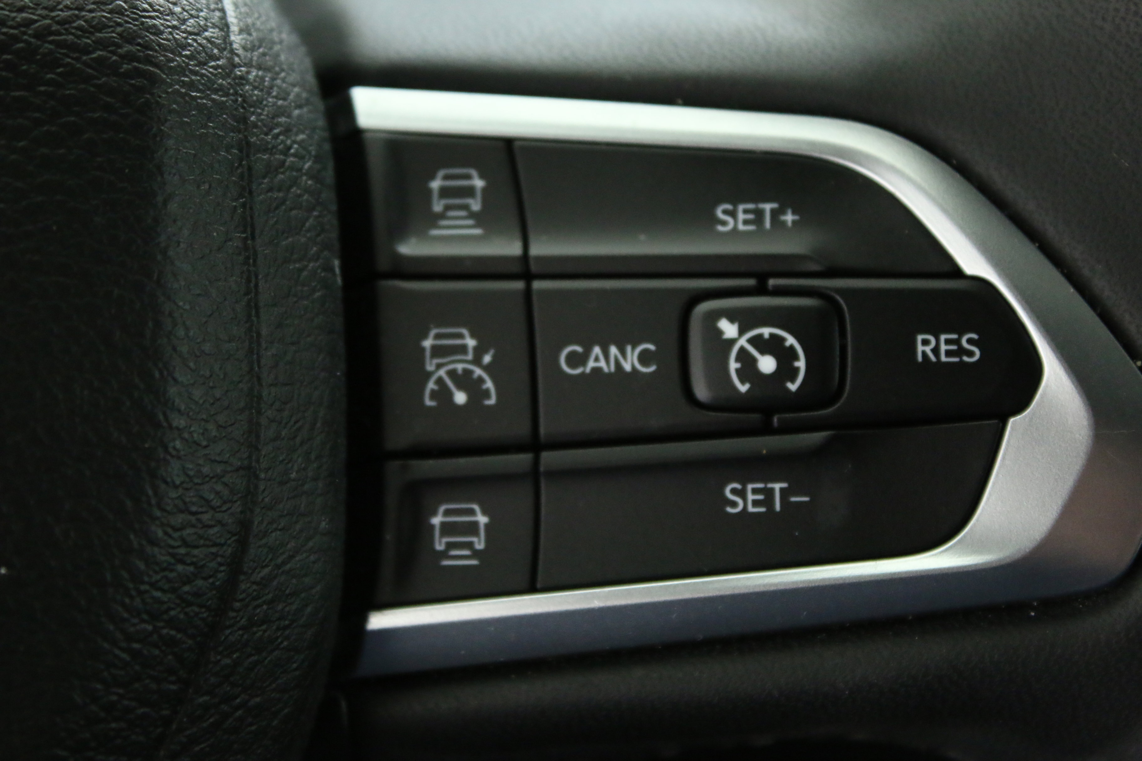 Used 2023 Jeep Compass Limited AWD/4WD image 16