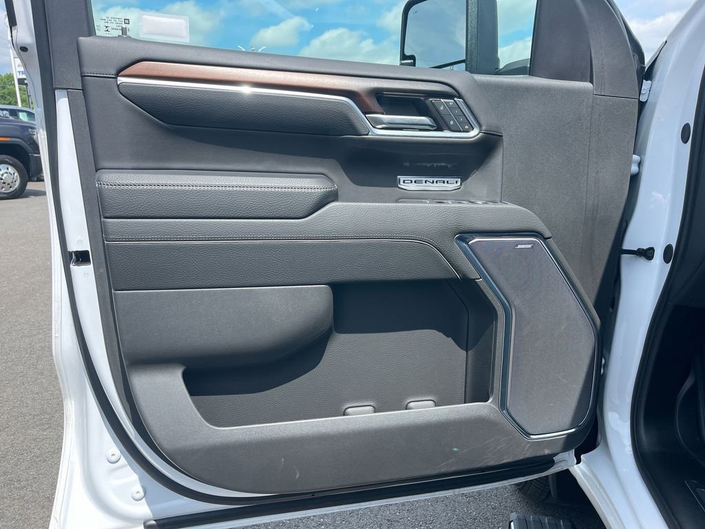 Used 2024 GMC Sierra 1500 Denali w/ Denali Reserve Package image 29