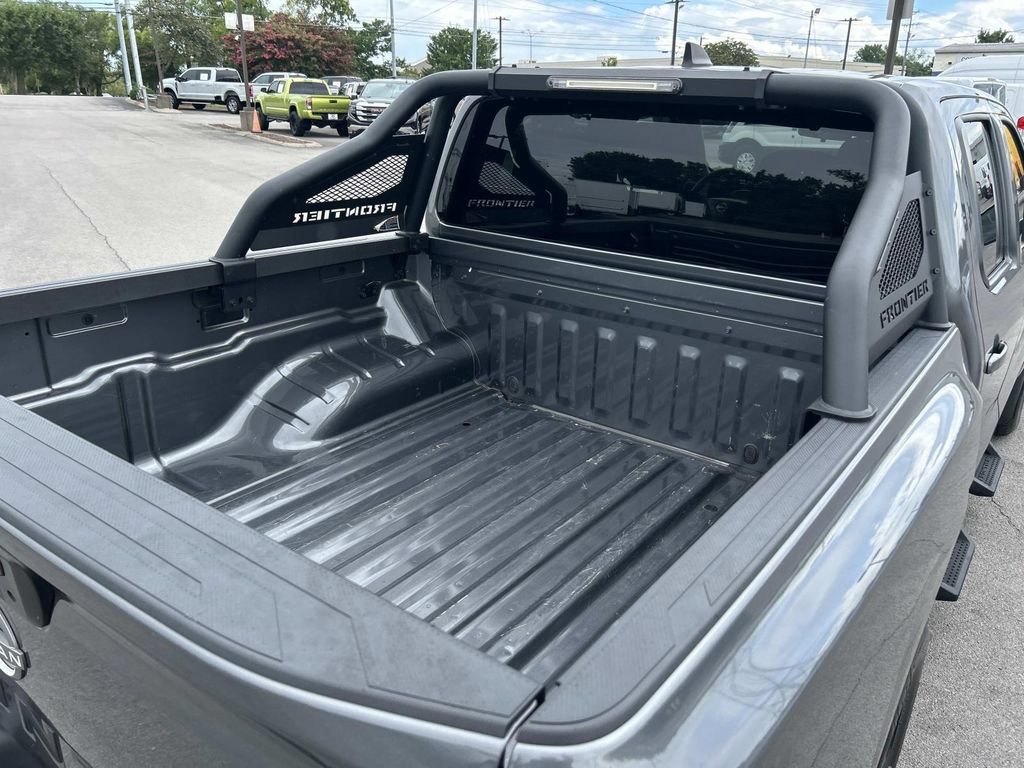 Used 2023 Nissan Frontier SV w/ Midnight Edition Package RWD image 14