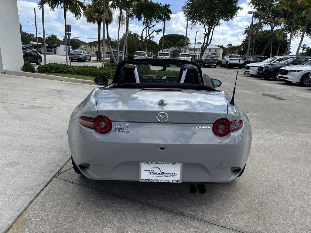 New 2026 MAZDA MX-5 Miata Grand Touring RWD image 2