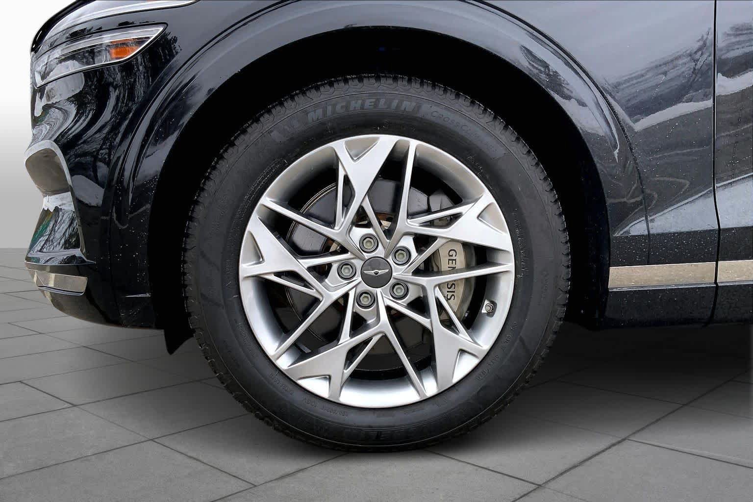 Used 2024 Genesis GV70 2.5T w/ Advanced Package AWD/4WD image 21