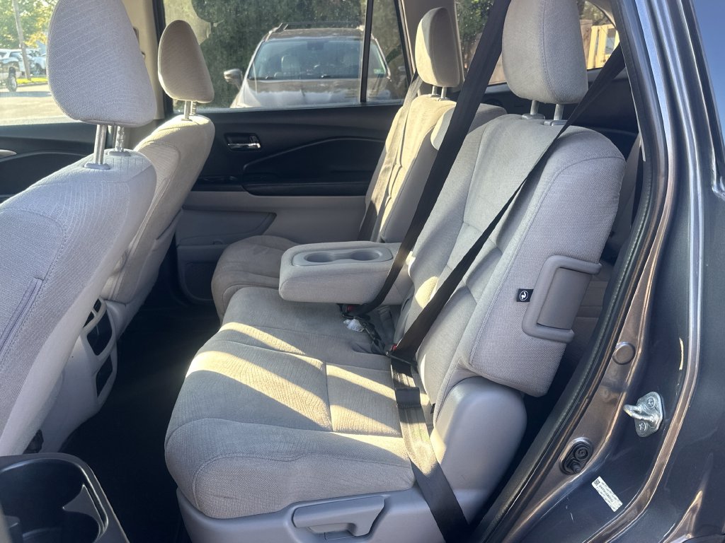 Used 2016 Honda Pilot LX image 17