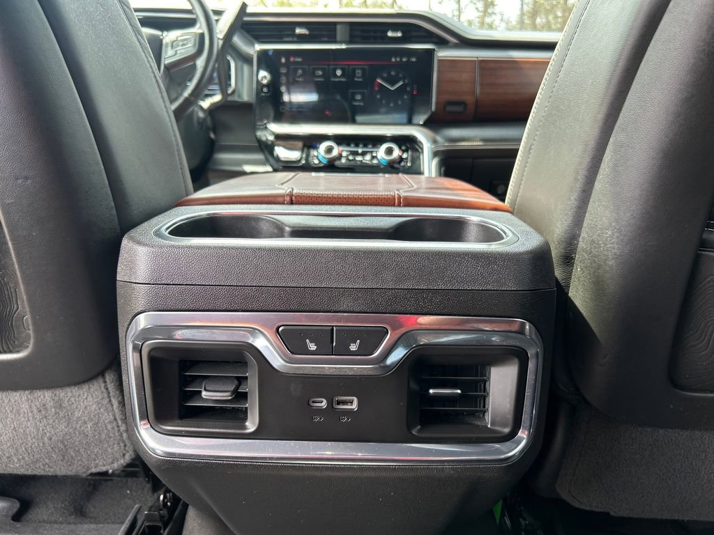 Used 2024 GMC Sierra 2500 Denali Ultimate AWD/4WD image 19