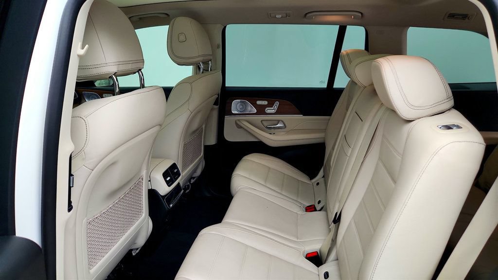 Used 2021 Mercedes-Benz GLS 580 4MATIC image 19