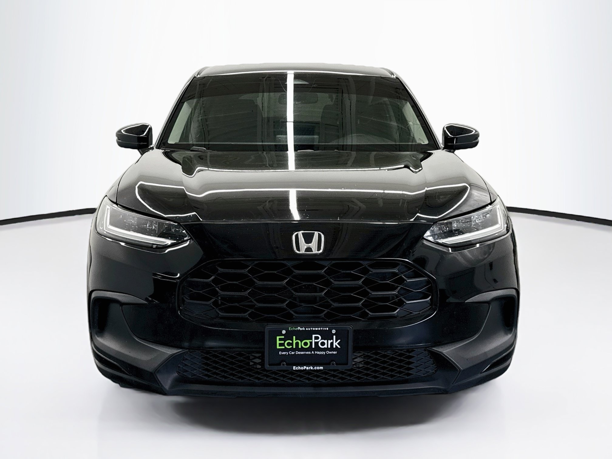 Used 2023 Honda HR-V LX image 2