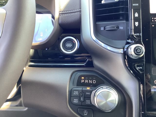 New 2026 RAM 1500 Laramie AWD/4WD image 16