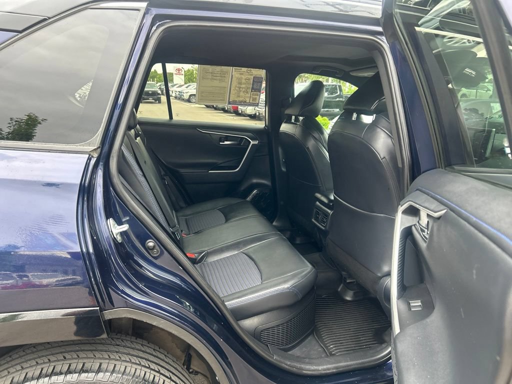 Used 2019 Toyota RAV4 XSE AWD/4WD image 16