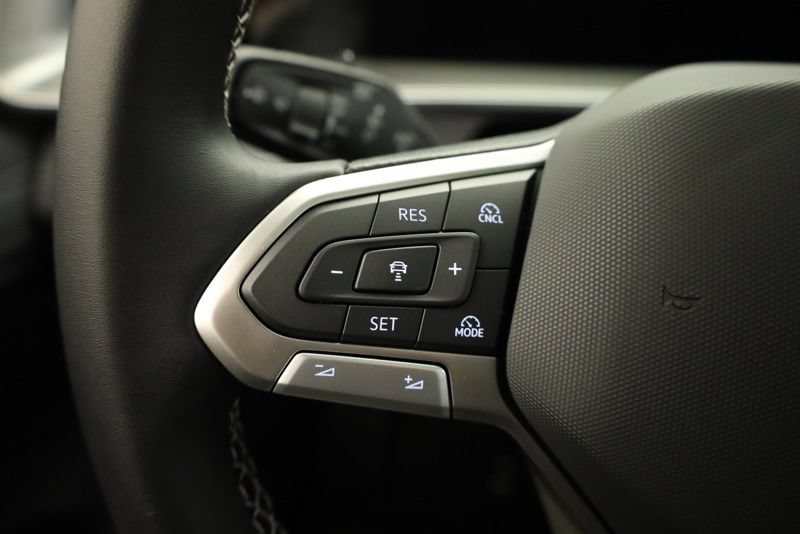 New 2026 Volkswagen Tiguan SE AWD/4WD image 23