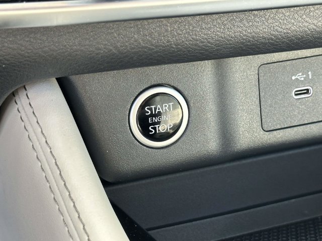 Used 2023 Nissan Rogue SL w/ SL Premium Package AWD/4WD image 22