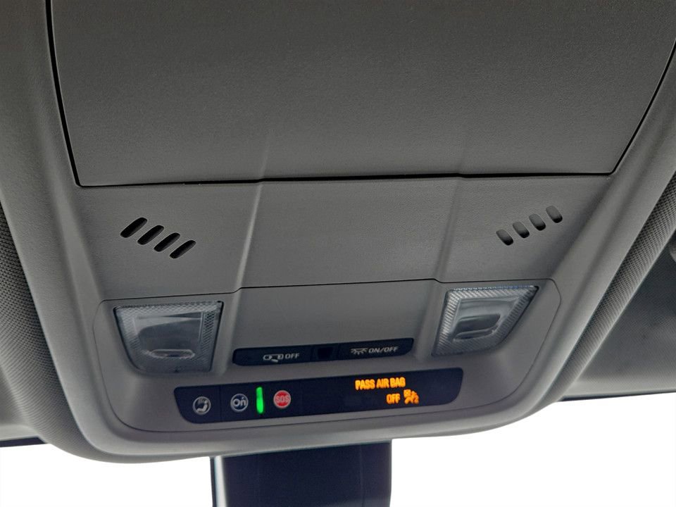 Used 2024 Chevrolet Equinox LT image 24