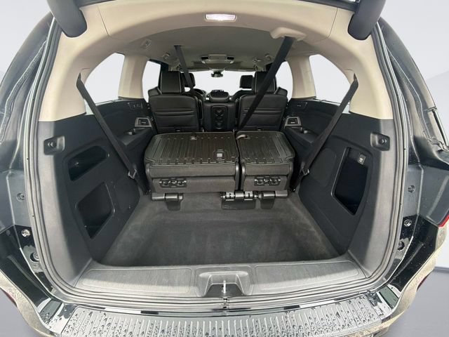 Used 2025 Honda Odyssey Touring image 12