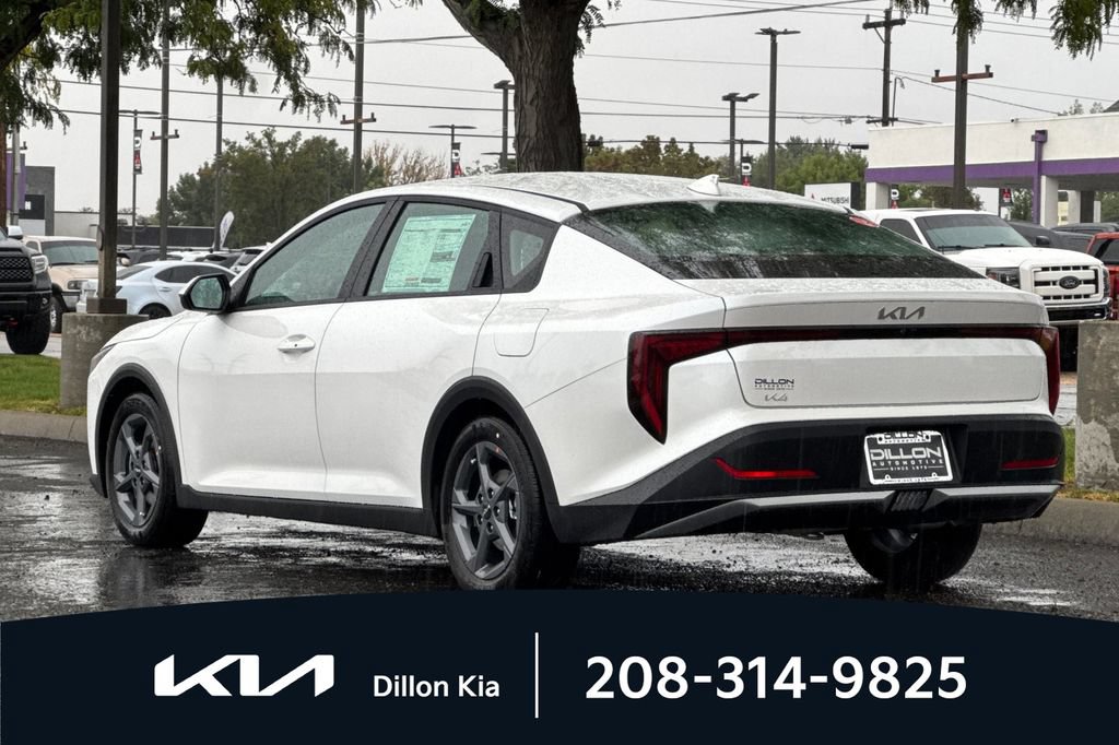 New 2026 Kia K4 FWD image 9