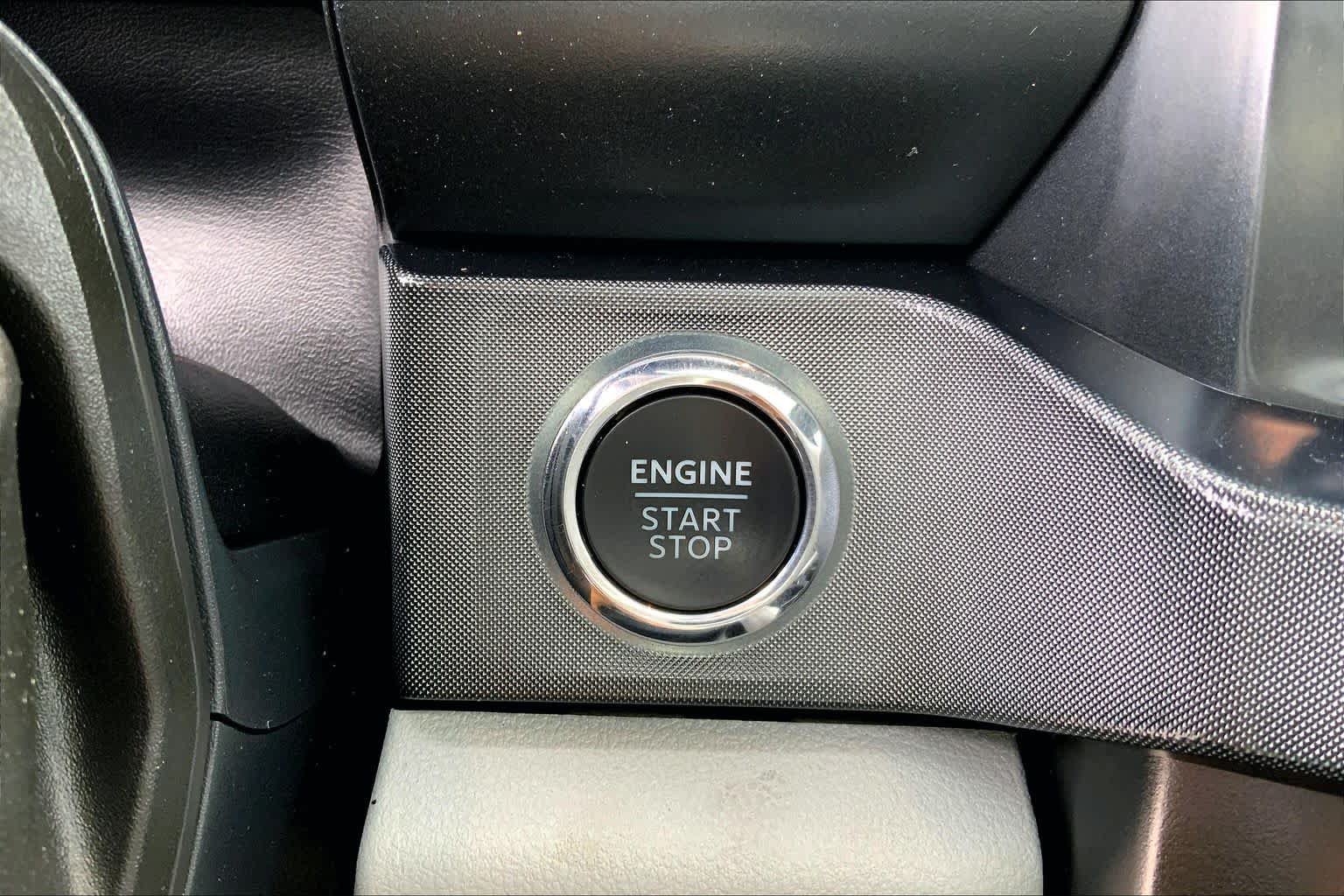 Used 2024 Ford F250 Limited AWD/4WD image 32