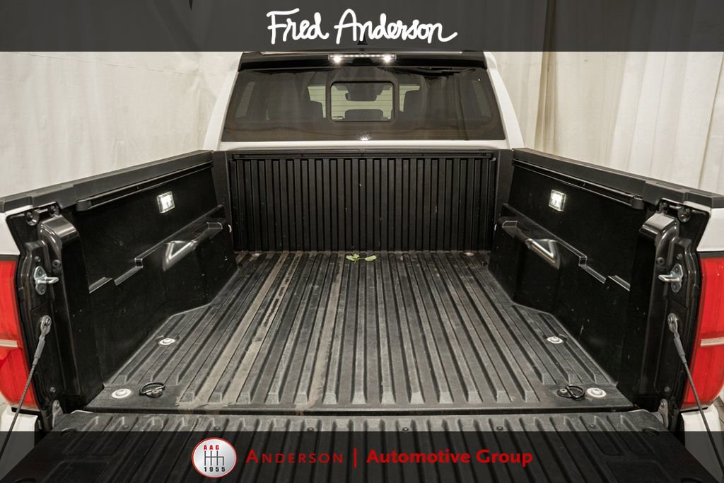 Certified 2024 Toyota Tacoma SR5 AWD/4WD image 5