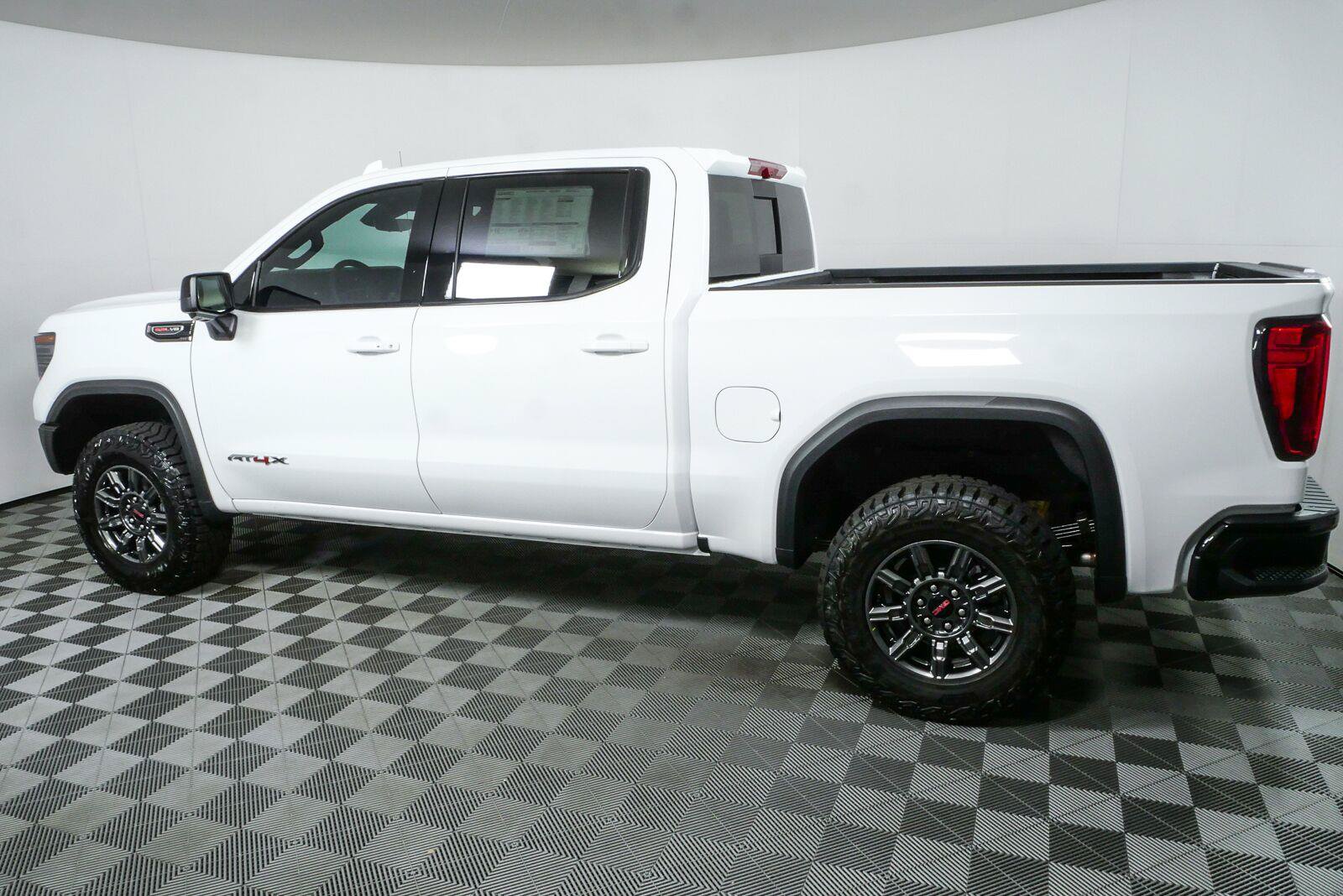 New 2026 GMC Sierra 1500 AT4X AWD/4WD image 31