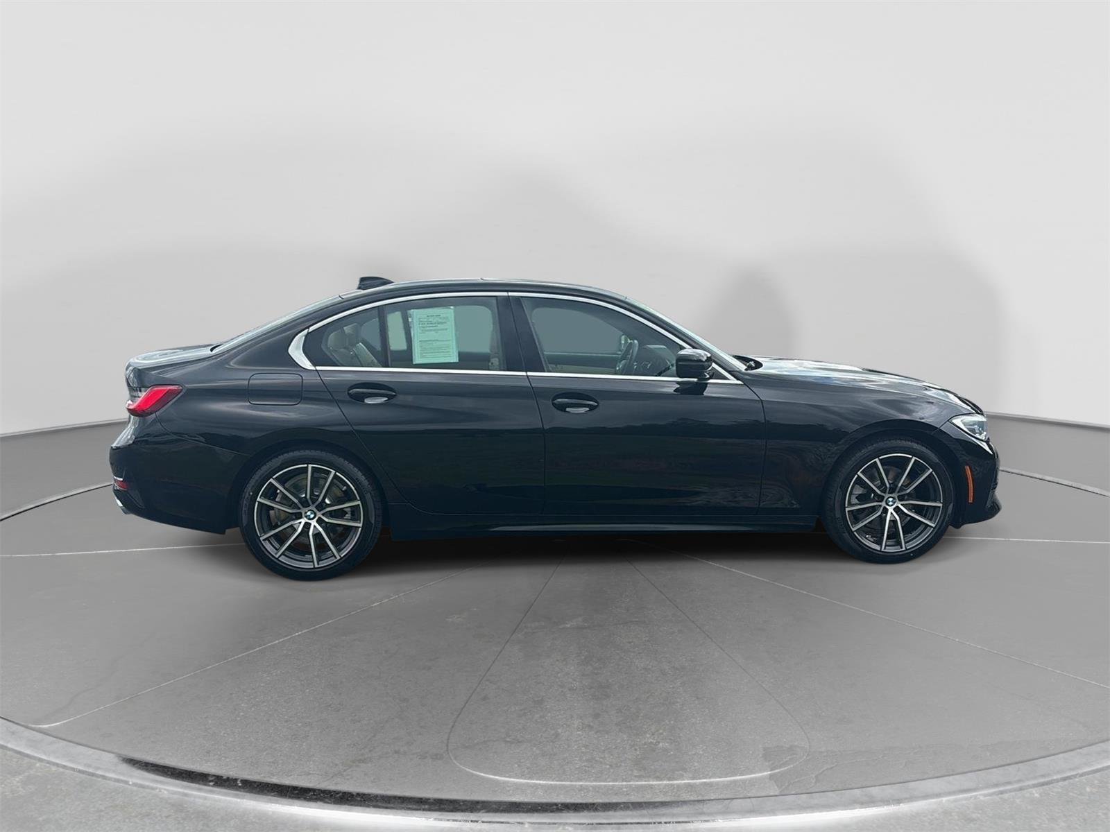 Used 2021 BMW 330i Sedan w/ Convenience Package RWD image 6