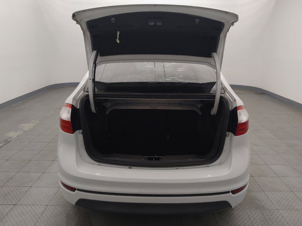 Used 2015 Ford Fiesta SE FWD image 29