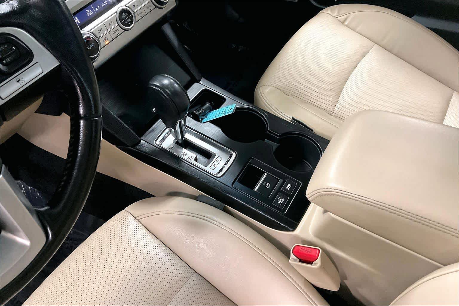 Used 2015 Subaru Outback 2.5i Limited AWD/4WD image 17