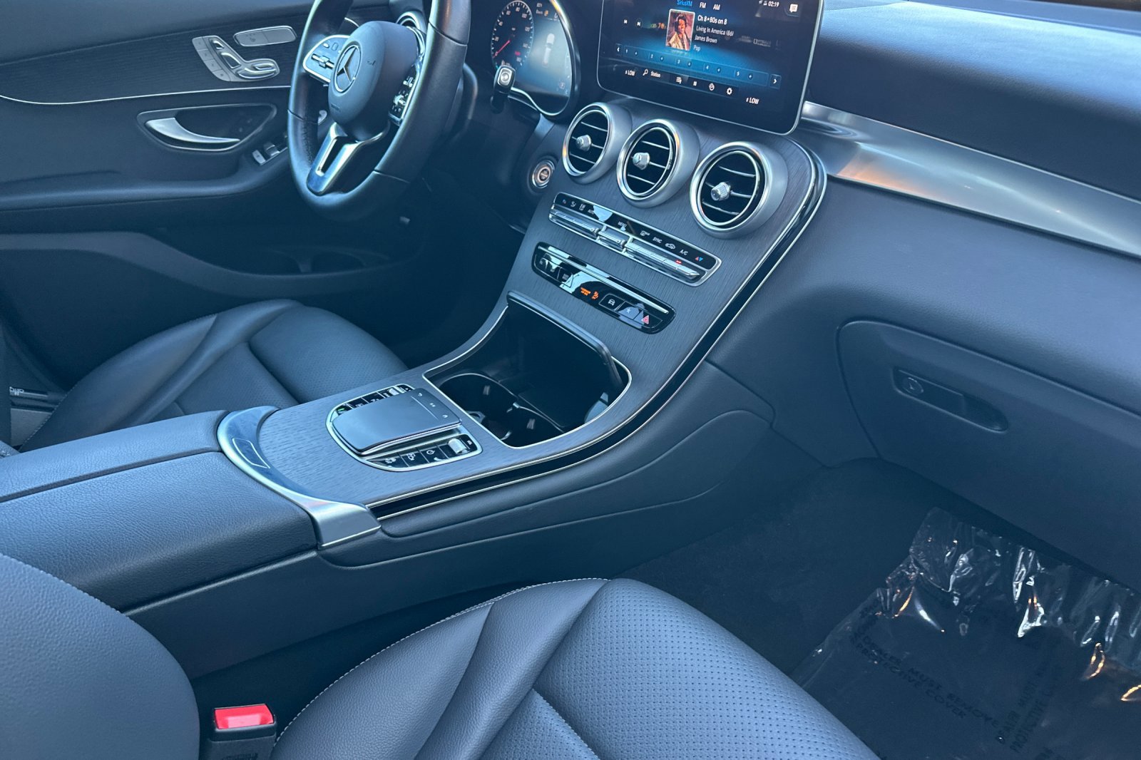 Certified 2022 Mercedes-Benz GLC 300 image 16