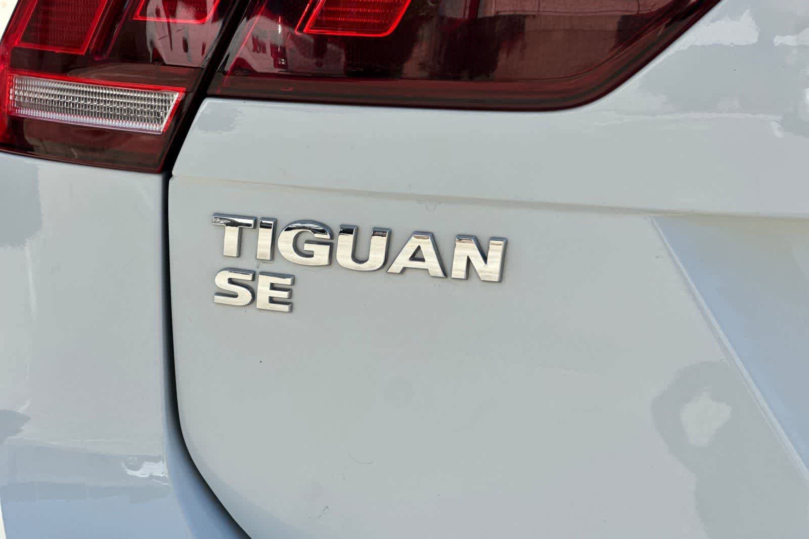 Used 2020 Volkswagen Tiguan SE AWD/4WD image 17