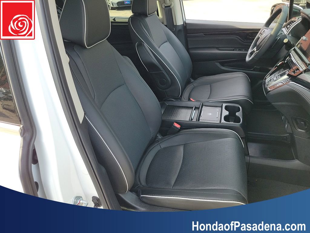 Certified 2026 Honda Odyssey Elite image 25