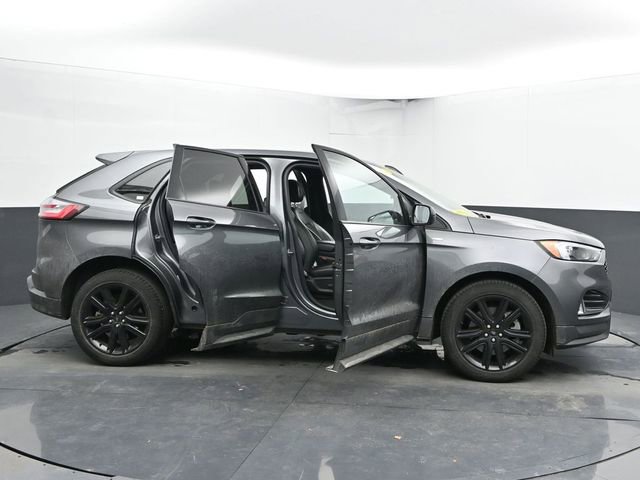 Used 2024 Ford Edge ST-Line w/ Class II Trailer Tow Package AWD/4WD image 38