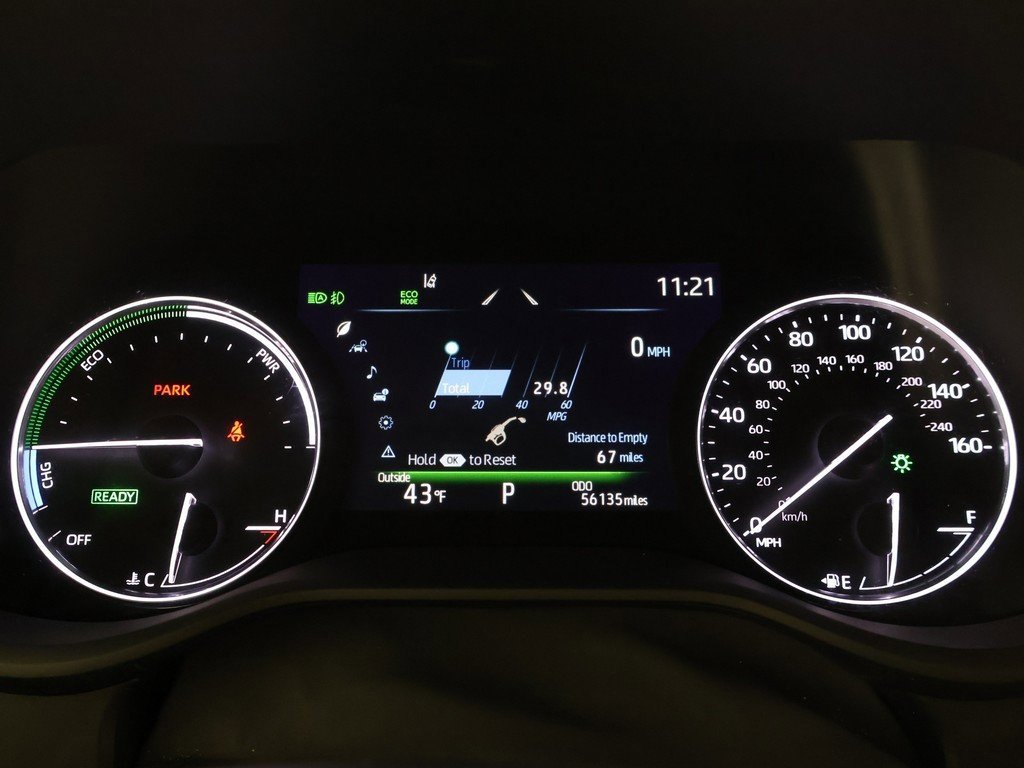 Used 2022 Toyota Sienna Limited image 41