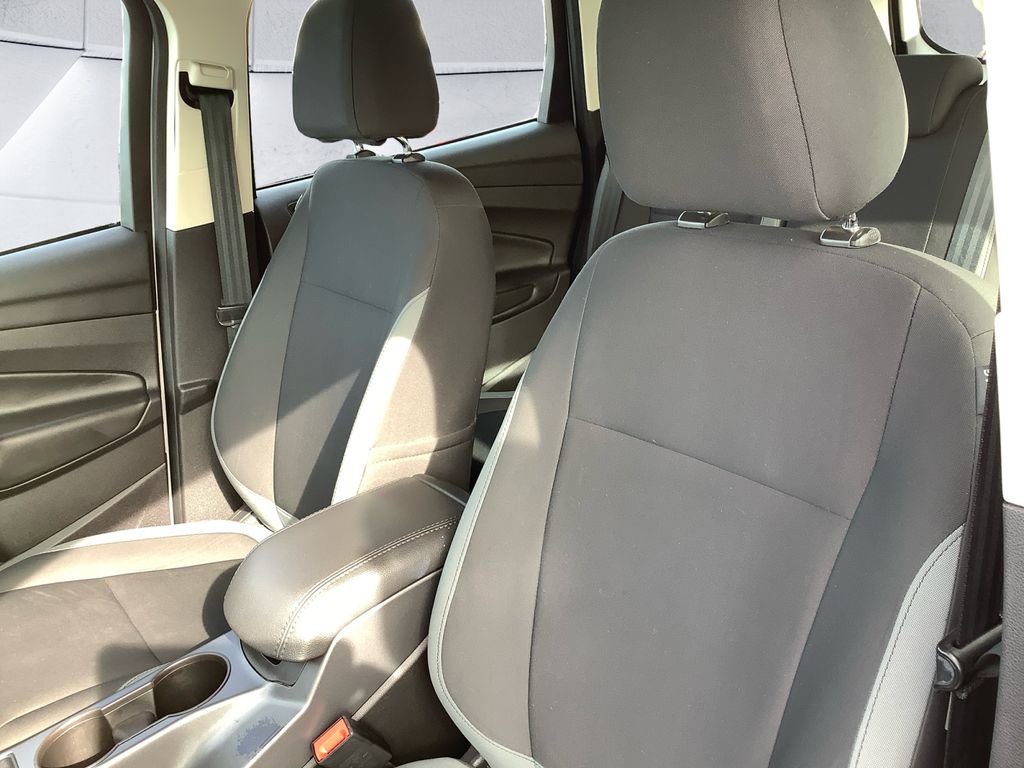 Used 2015 Ford Escape S image 8