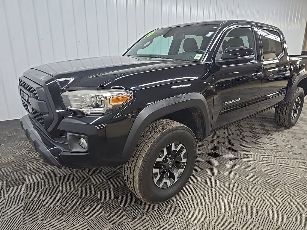 Used 2019 Toyota Tacoma TRD Off-Road AWD/4WD image 8
