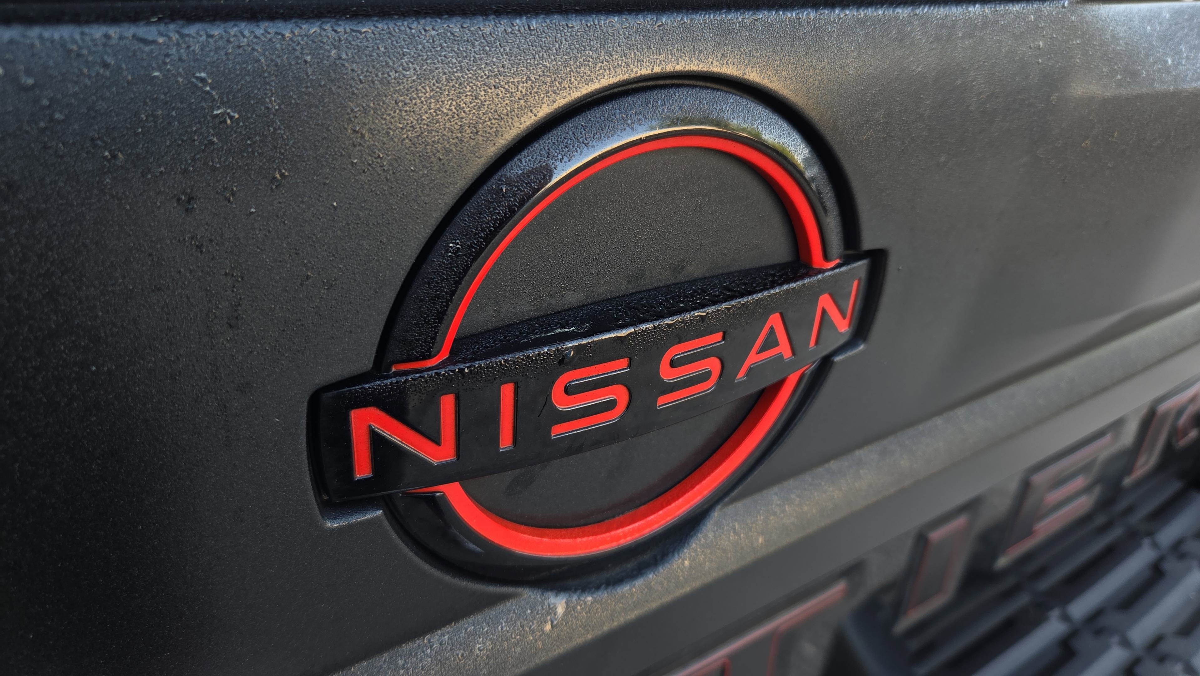 Used 2025 Nissan Frontier PRO-4X image 26
