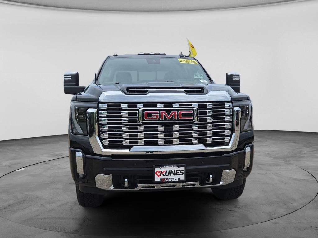 New 2026 GMC Sierra 2500 Denali w/ Denali Reserve Package AWD/4WD image 4