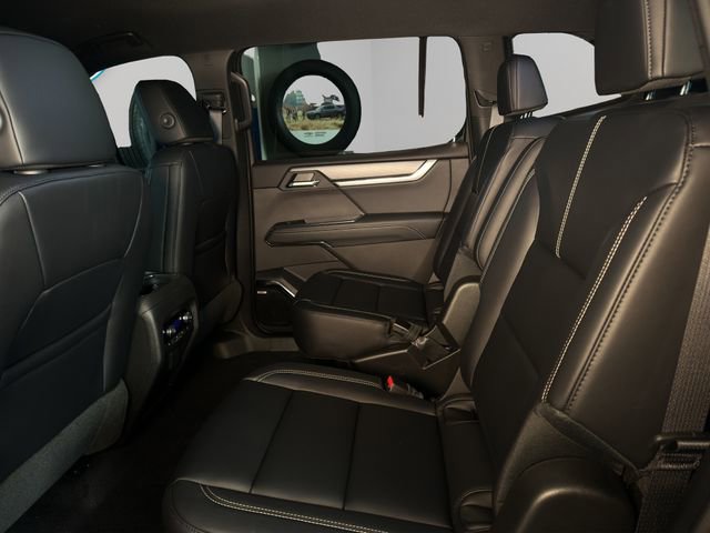 New 2026 GMC Acadia Elevation w/ Black Edition image 14