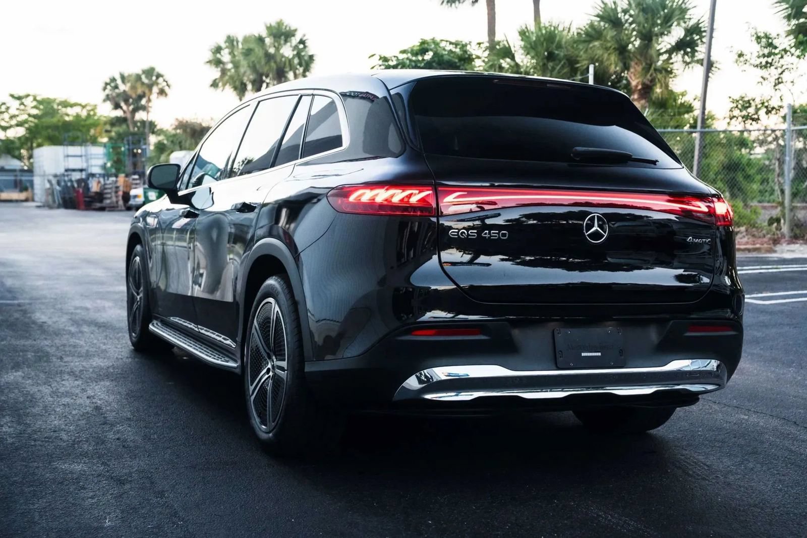 Used 2023 Mercedes-Benz EQS 450+ 4MATIC SUV image 7