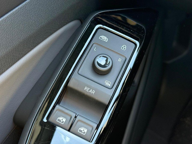 New 2026 Volkswagen ID.4 Pro S AWD/4WD image 14