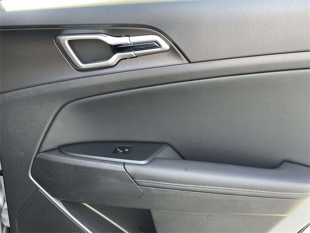 New 2026 Kia Sportage EX w/ EX Panoramic Sunroof Package image 16
