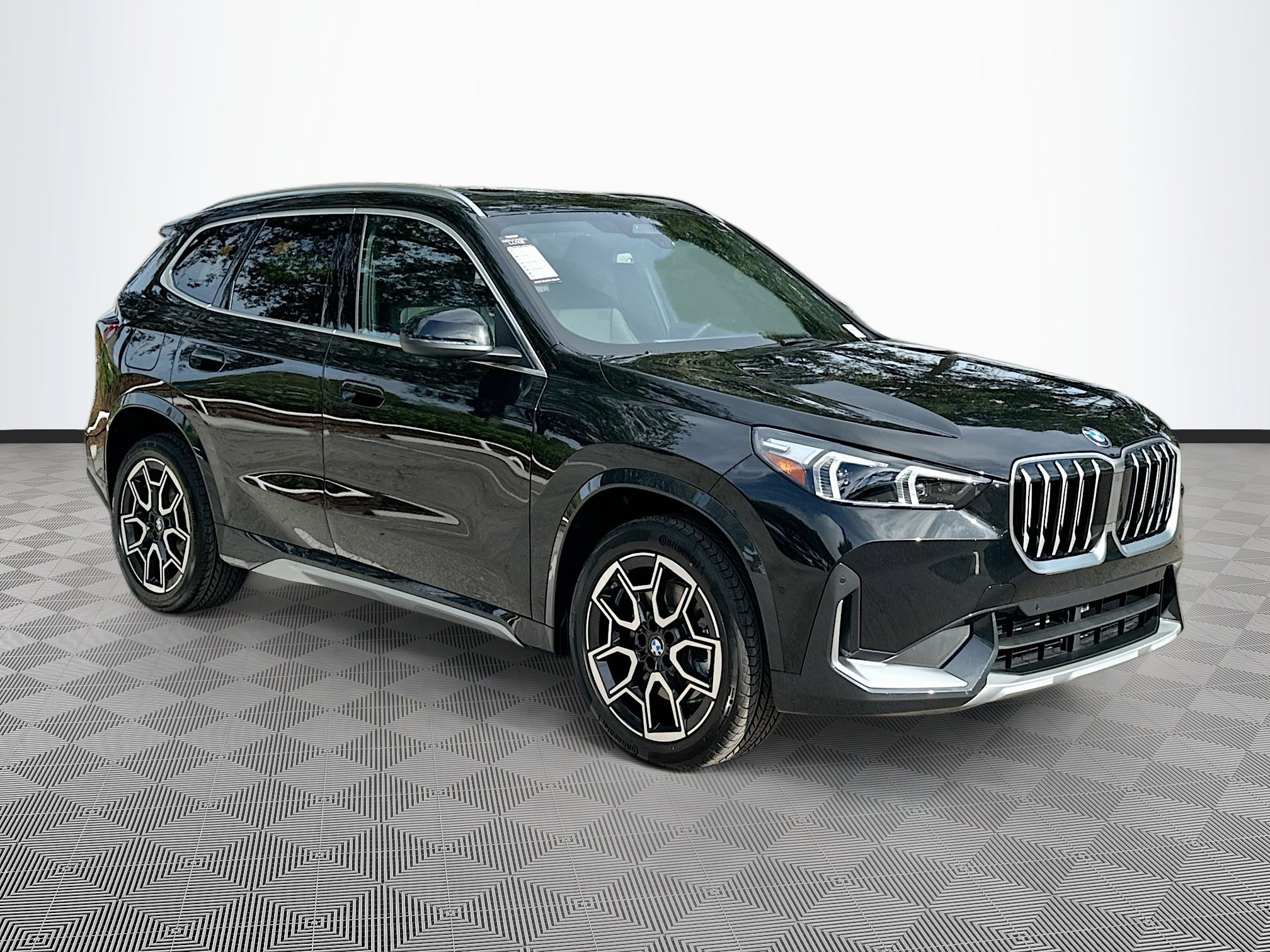 New 2026 BMW X1 xDrive28i w/ Convenience Package