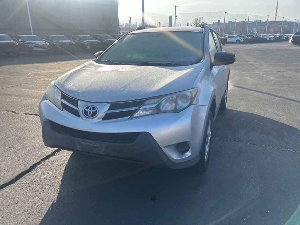 Used 2013 Toyota RAV4 LE image 9