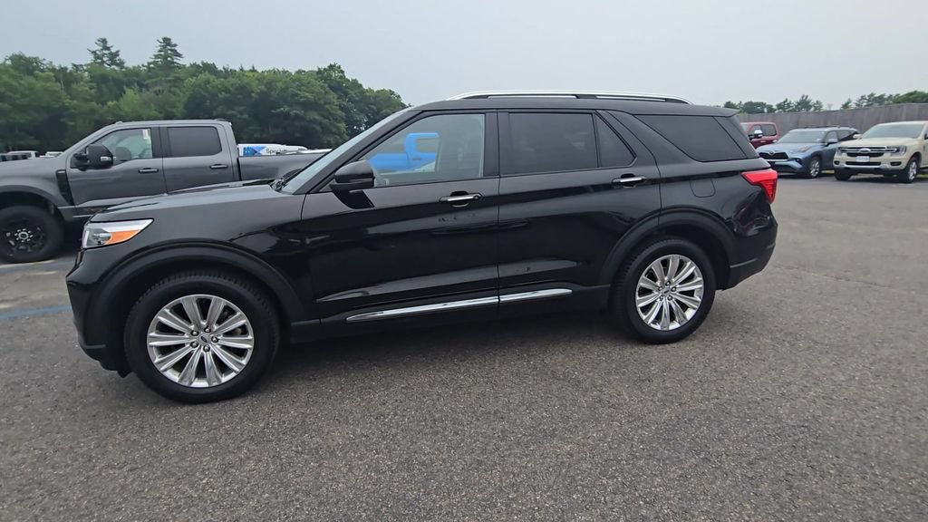 Used 2023 Ford Explorer Limited w/ Limited Technology Package AWD/4WD image 16