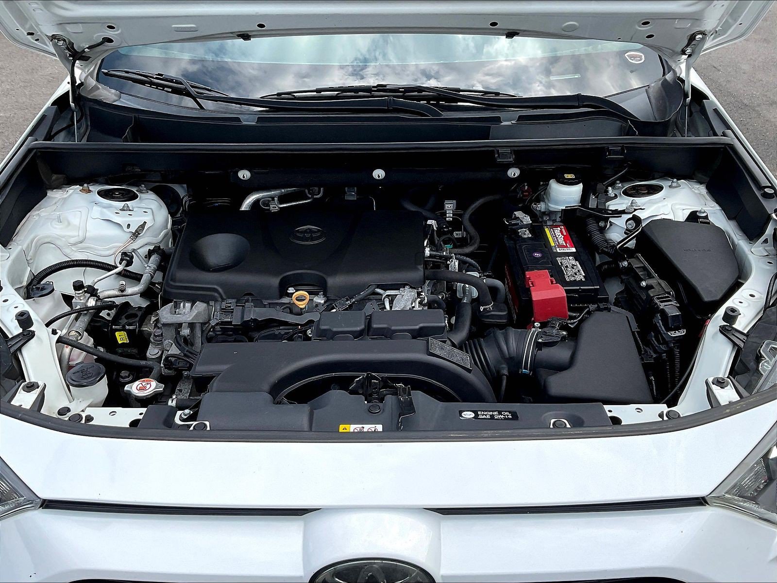 Used 2019 Toyota RAV4 LE AWD/4WD image 29