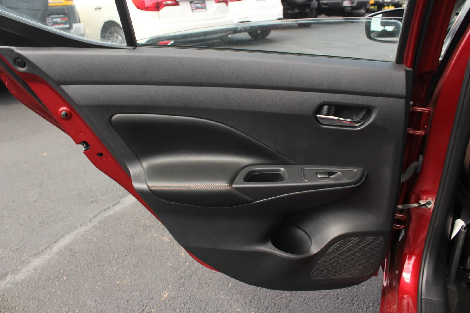 Used 2020 Nissan Versa SR FWD image 18