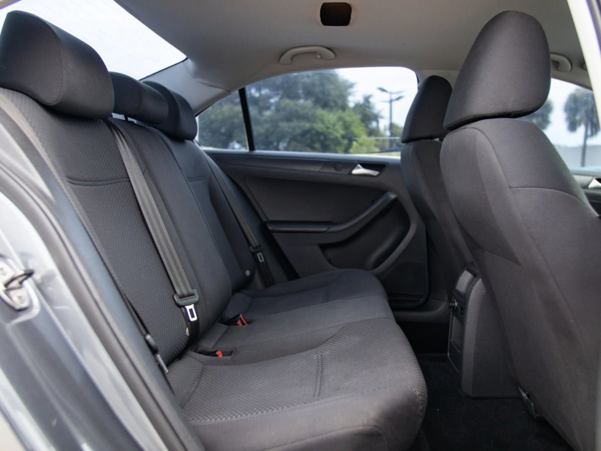 Used 2013 Volkswagen Jetta S FWD image 18