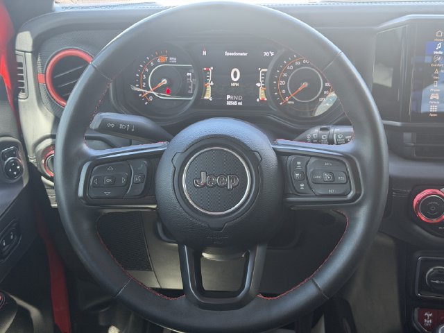Used 2024 Jeep Wrangler Rubicon AWD/4WD image 21
