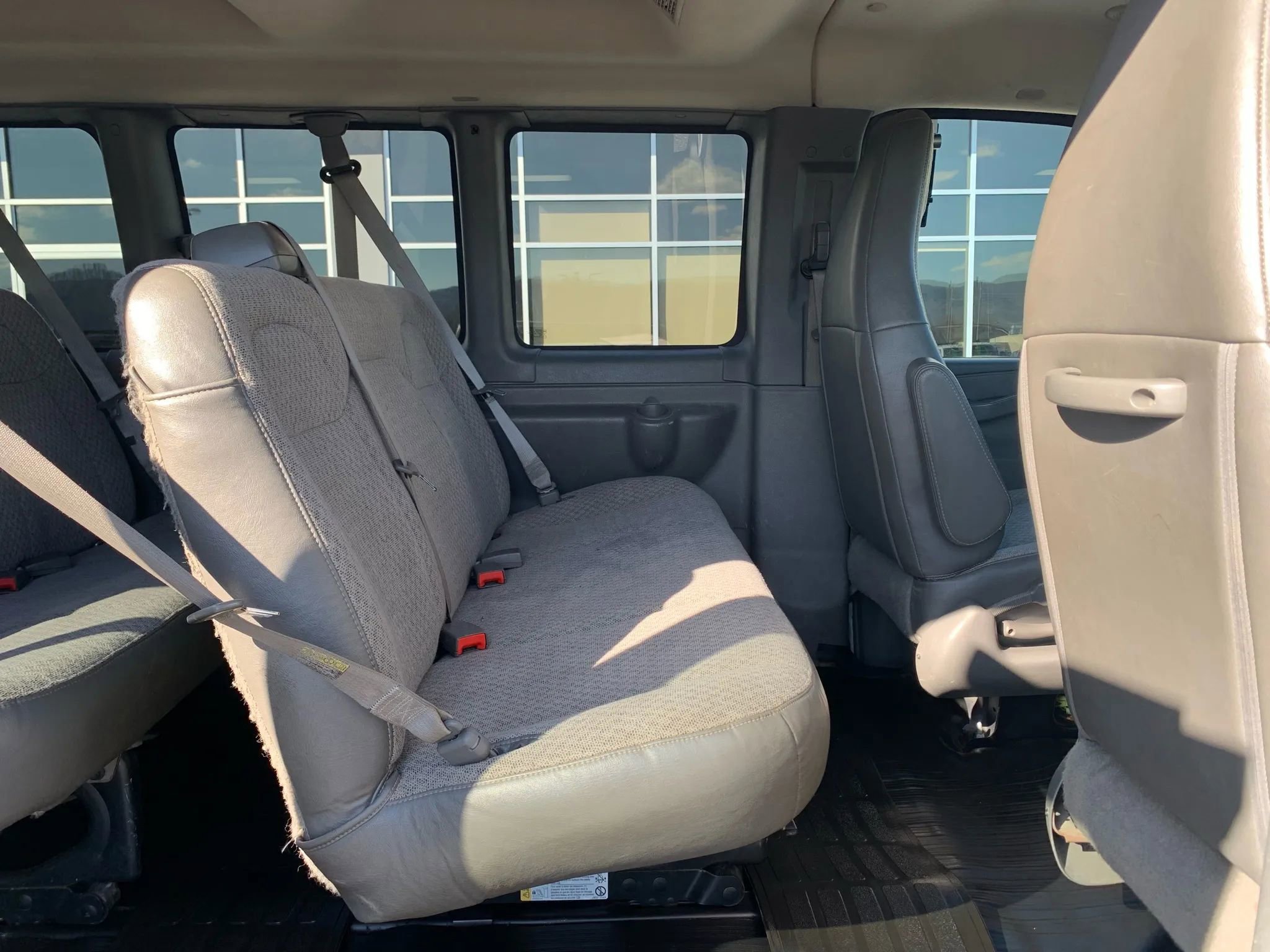 Used 2016 Chevrolet Express 3500 LT w/ LT Preferred Equipment Group image 28