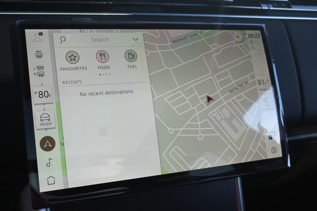 New 2026 Land Rover Range Rover SE image 18