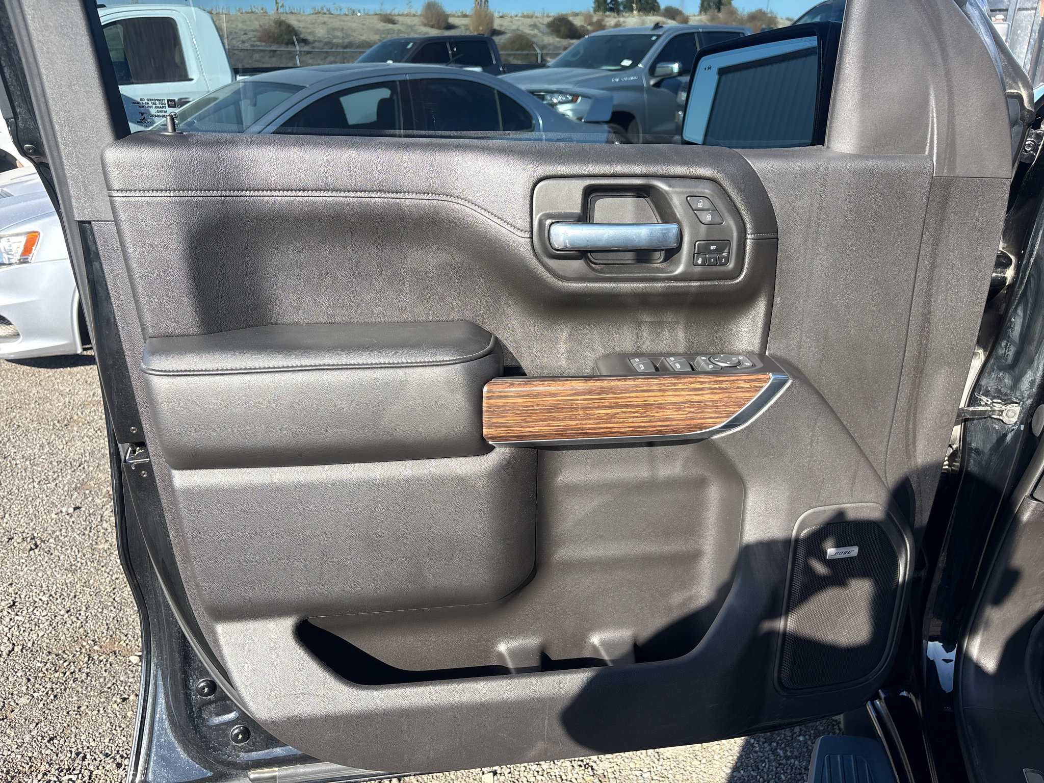 Used 2021 Chevrolet Silverado 1500 High Country AWD/4WD image 16