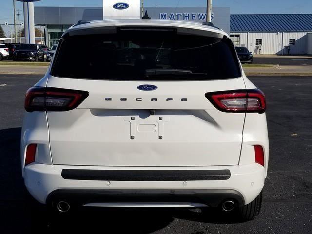 Certified 2024 Ford Escape ST-Line w/ Tech Pack #1 image 5
