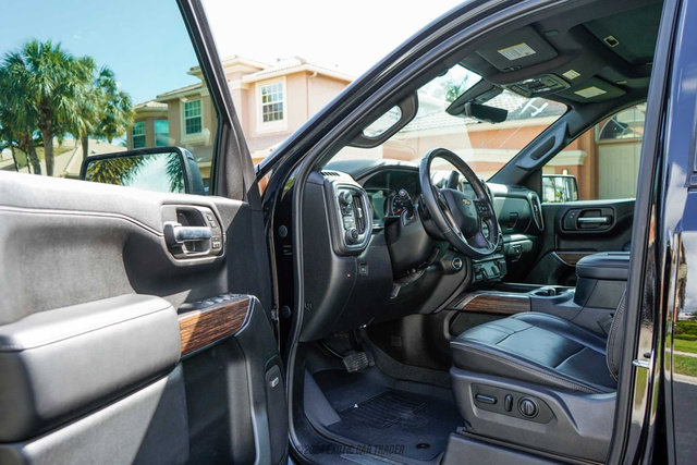 Used 2019 Chevrolet Silverado 1500 High Country w/ Technology Package AWD/4WD image 57