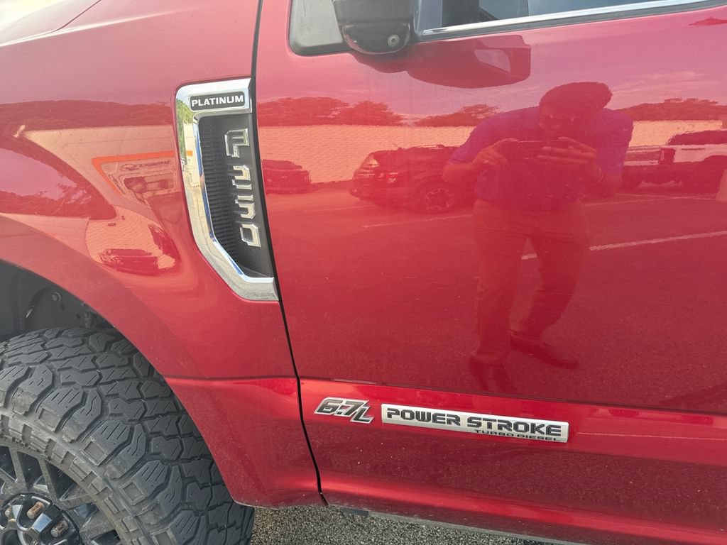 Used 2019 Ford F250 Platinum w/ Platinum Ultimate Package AWD/4WD image 32