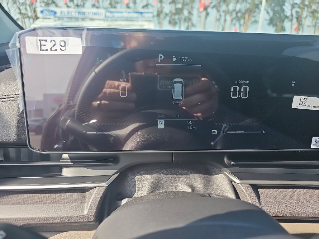 New 2026 Kia Carnival EX image 15